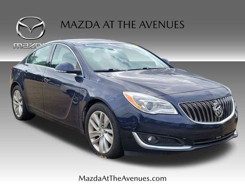 Used 2016 Buick Regal image 6