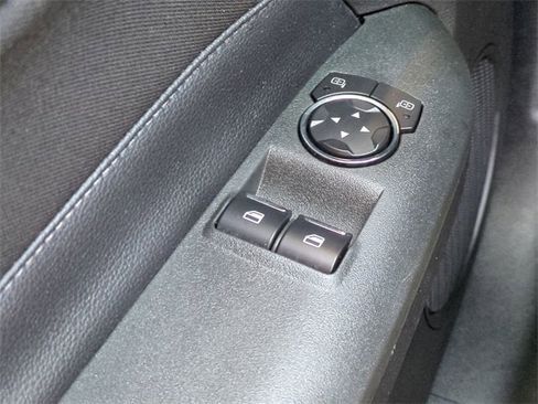 Used 2016 Ford Mustang Coupe image 21