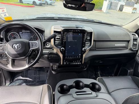 Used 2024 RAM 2500 Laramie w/ Safety Group AWD/4WD image 18
