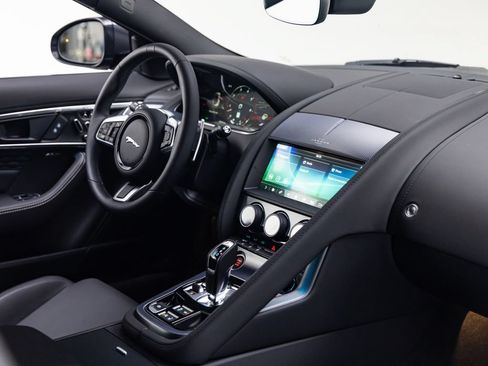 Used 2024 Jaguar F-TYPE R-Dynamic RWD image 30