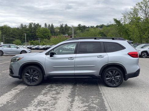 Used 2022 Subaru Ascent Onyx Edition AWD/4WD image 2