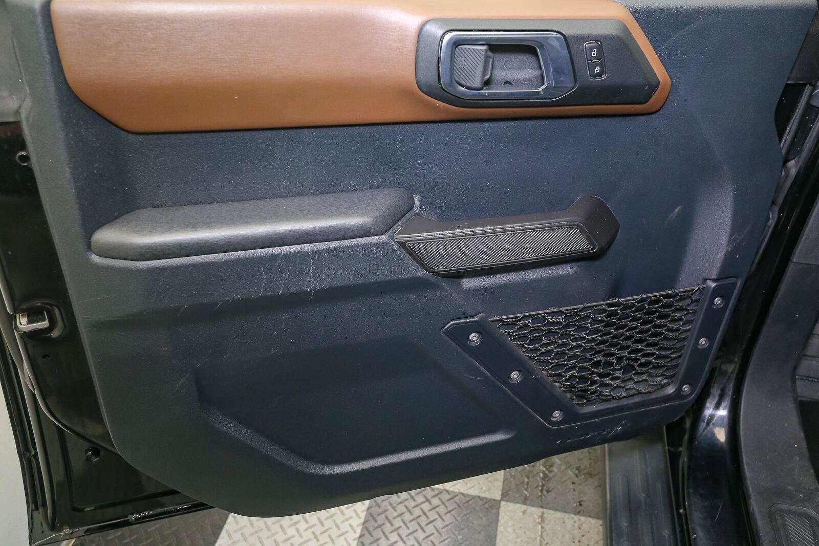 Used 2024 Ford Bronco Outer Banks AWD/4WD image 42
