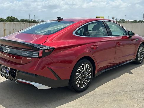 Certified 2025 Hyundai Sonata SEL FWD image 12
