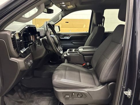 Used 2023 Chevrolet Silverado 1500 LT w/ Protection Package AWD/4WD image 17