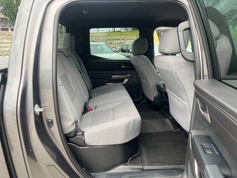 Used 2025 Toyota Tundra SR5 AWD/4WD image 12
