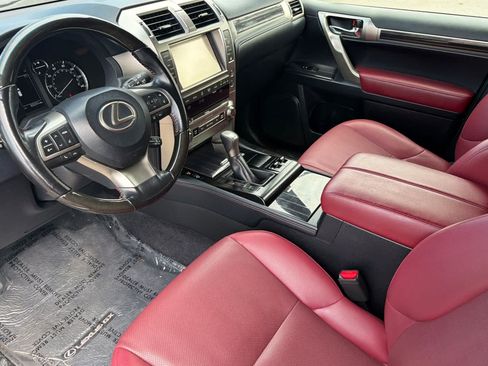 Used 2020 Lexus GX 460 Premium w/ Premium Package AWD/4WD image 13