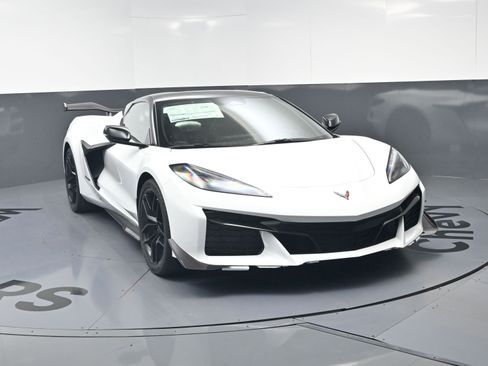 New 2026 Chevrolet Corvette Z06 RWD image 3