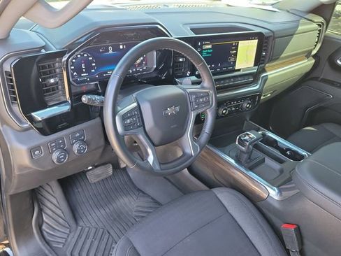 Used 2023 Chevrolet Silverado 1500 RST image 18