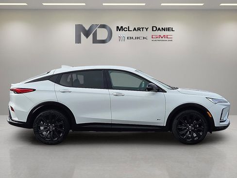 New 2026 Buick Envista Sport Touring w/ Convenience I Package image 6