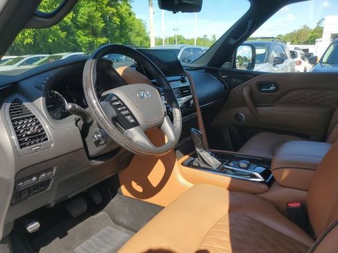 Used 2024 INFINITI QX80 Sensory AWD/4WD image 16