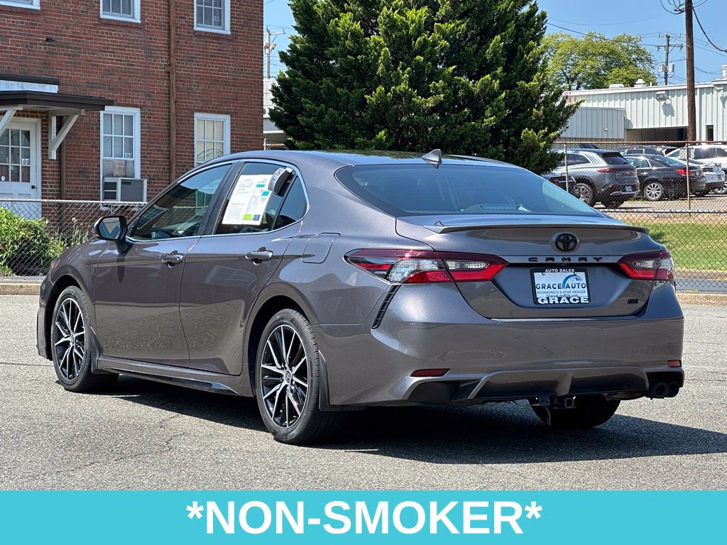 Used 2023 Toyota Camry SE w/ Convenience Package FWD image 6