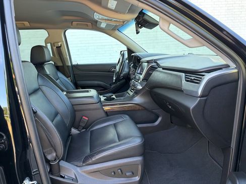 Used 2020 Chevrolet Tahoe LT AWD/4WD image 12