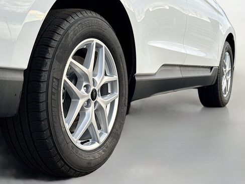 Certified 2024 Ford Edge SEL w/ Convenience Package image 15