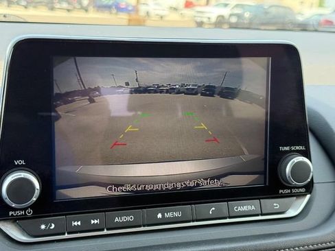 Used 2024 Nissan Rogue SV AWD/4WD image 27