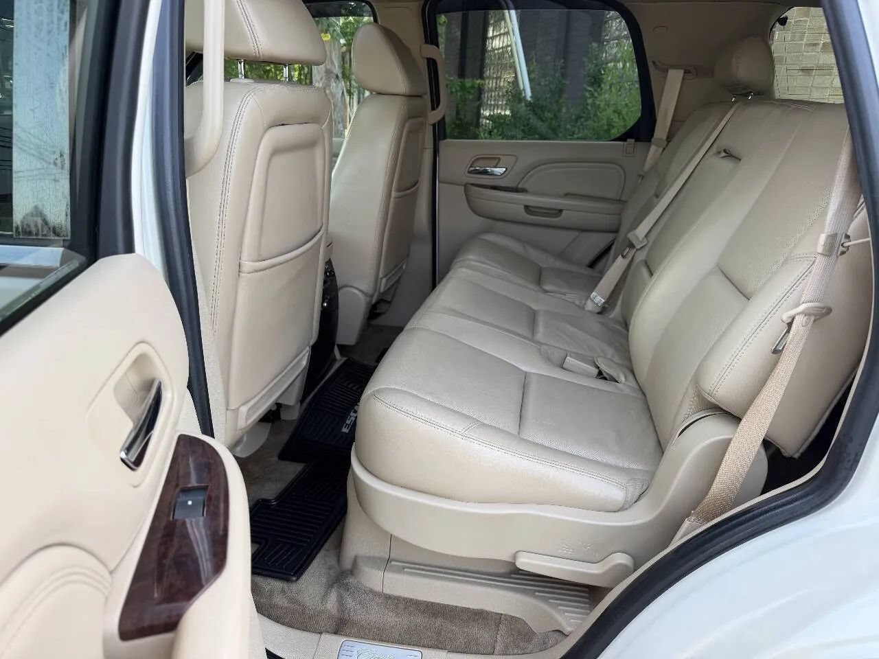 Used 2009 Cadillac Escalade 4WD Hybrid image 41