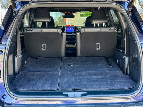 Used 2023 Toyota Highlander XSE FWD image 26