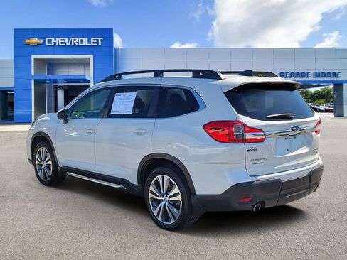 Used 2022 Subaru Ascent Limited w/ Technology Package AWD/4WD image 3
