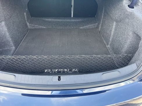 Used 2017 Chevrolet Impala Premier w/ Enhanced Convenience Package FWD image 6