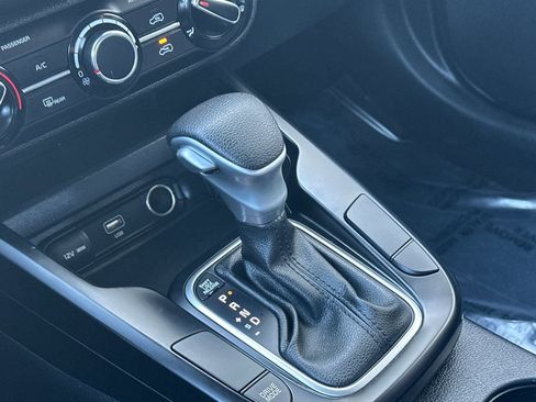 Used 2024 Kia Soul LX w/ Option Group 015 image 23