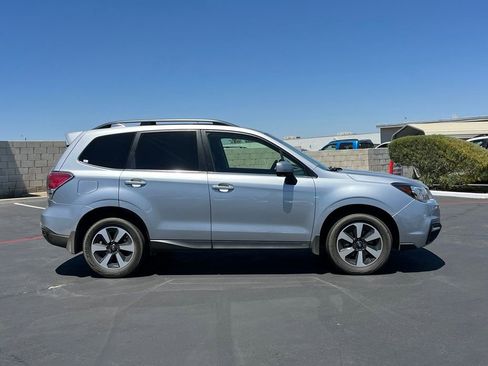 Used 2018 Subaru Forester 2.5i Limited AWD/4WD image 6