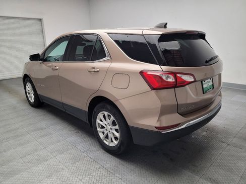 Used 2018 Chevrolet Equinox LT FWD image 5