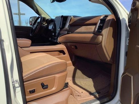 Used 2019 RAM 3500 Laramie Longhorn image 43