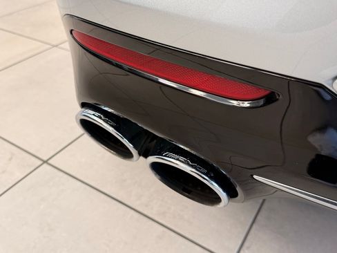 Used 2023 Mercedes-Benz SL 43 AMG w/ Driver Assistance Package image 17