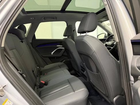 Used 2025 Audi Q5 Premium Plus AWD/4WD image 9