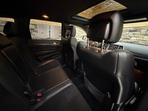 Used 2015 Jeep Grand Cherokee Altitude AWD/4WD image 30