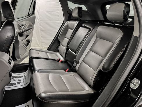 Used 2018 GMC Terrain SLT w/ Preferred Package AWD/4WD image 10