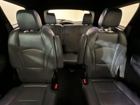Used 2023 Buick Enclave Essence w/ Sport Touring Edition AWD/4WD image 26