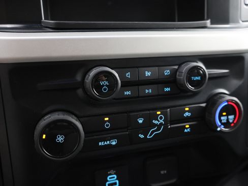 Used 2024 Ford F250 XLT AWD/4WD image 45