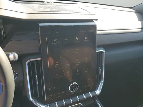 New 2026 GMC Acadia Denali image 40