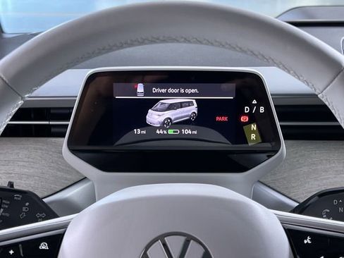 New 2025 Volkswagen ID. Buzz 1st Edition image 15