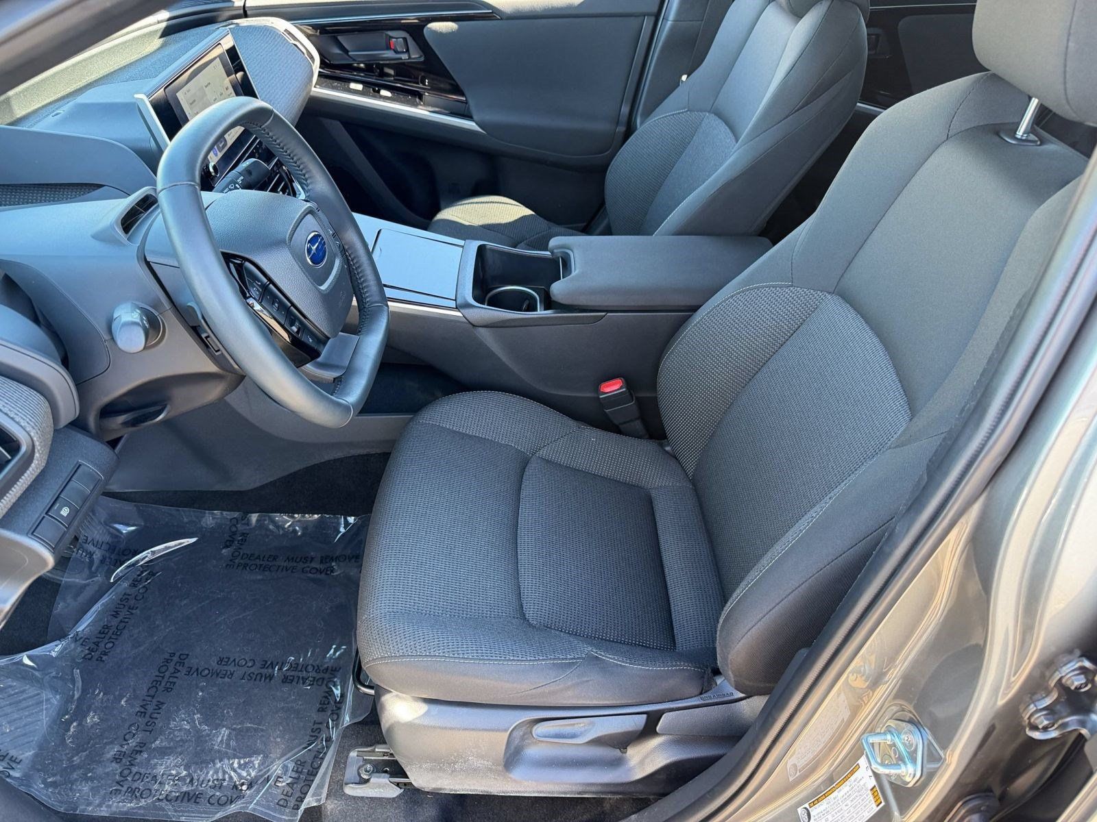 Used 2025 Subaru Solterra AWD/4WD image 5