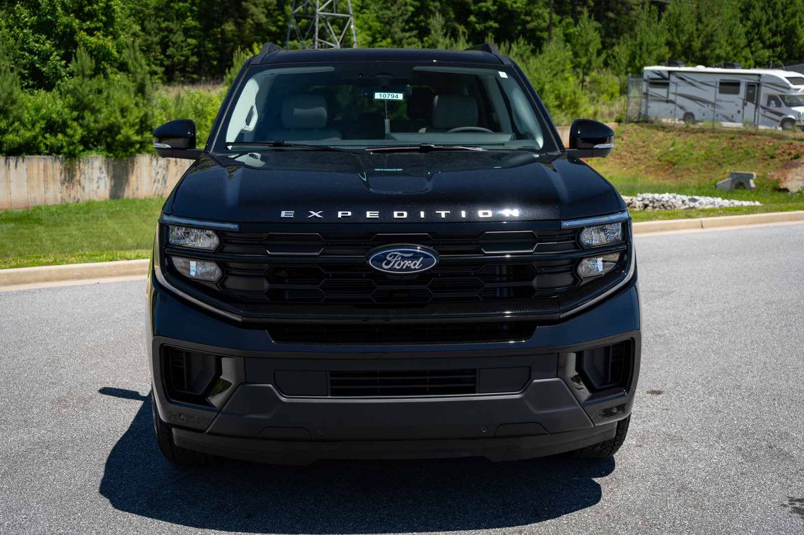 New 2026 Ford Expedition Active AWD/4WD image 2