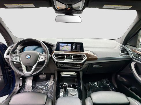 Used 2023 BMW X3 xDrive30i w/ Convenience Package AWD/4WD image 3