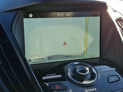 Used 2018 Ford Escape Titanium w/ Ford Safe & Smart Package image 3