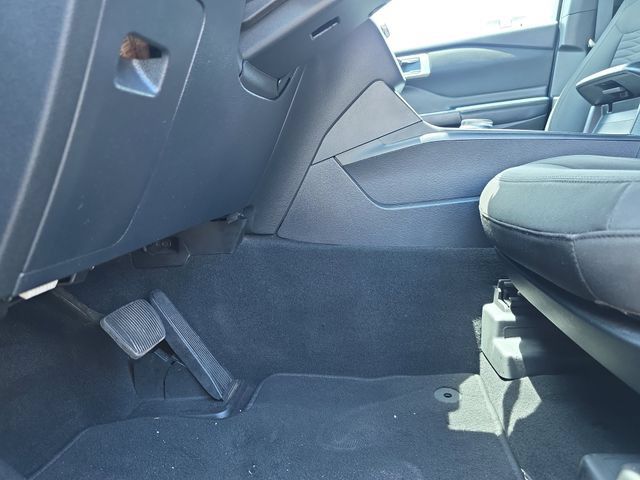 Used 2020 Ford Explorer XLT RWD image 10
