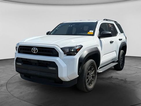 Used 2025 Toyota 4Runner 4WD image 4