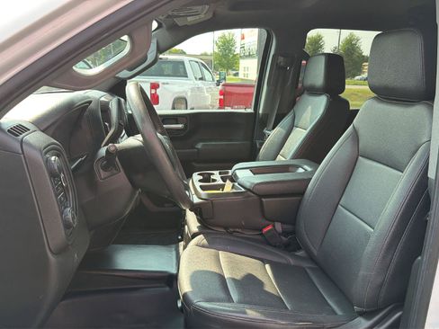 Used 2024 Chevrolet Silverado 2500 W/T w/ WT Convenience Package AWD/4WD image 9