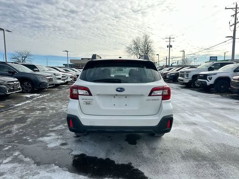 Used 2019 Subaru Outback 2.5i image 12