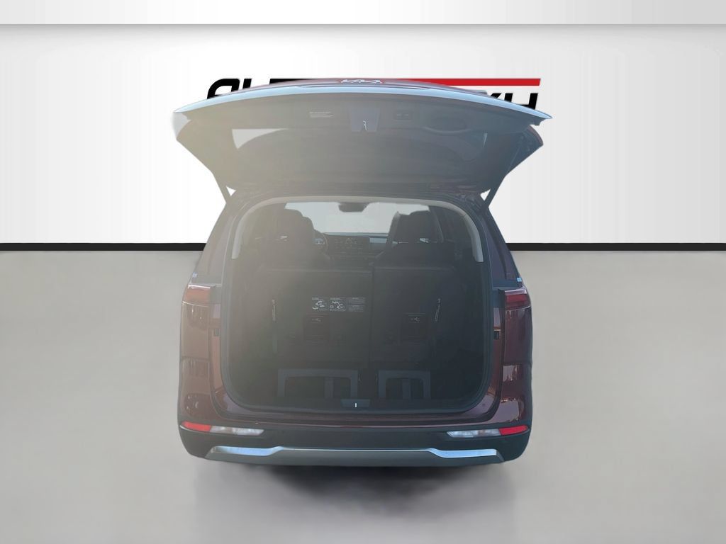Used 2024 Kia Carnival SX FWD image 26