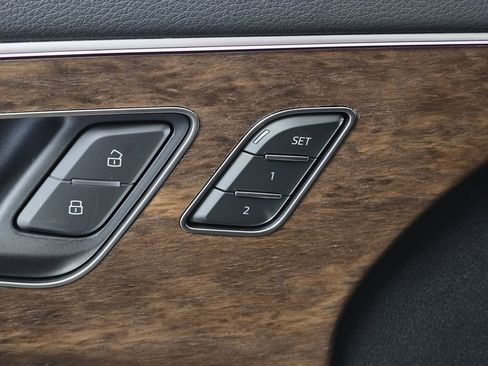 New 2026 Audi Q8 Prestige image 11