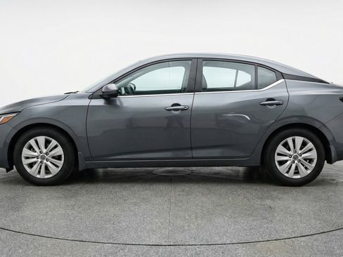 Used 2025 Nissan Sentra S image 5