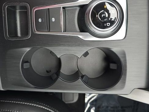 New 2025 Ford Escape SE w/ PHEV Premium Package image 17