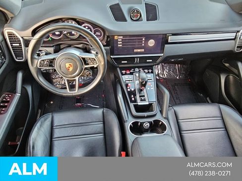 Used 2023 Porsche Cayenne Platinum Edition AWD/4WD image 11