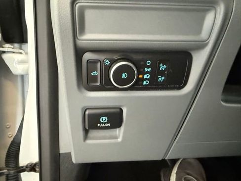 Used 2021 Ford F150 XLT image 18