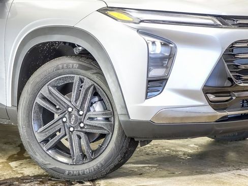 New 2026 Chevrolet Trax ACTIV image 4