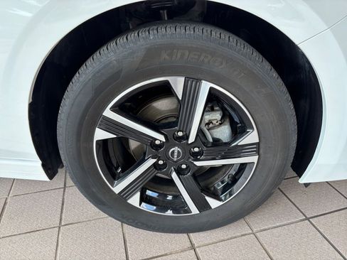 Used 2025 Nissan Sentra SV FWD image 28